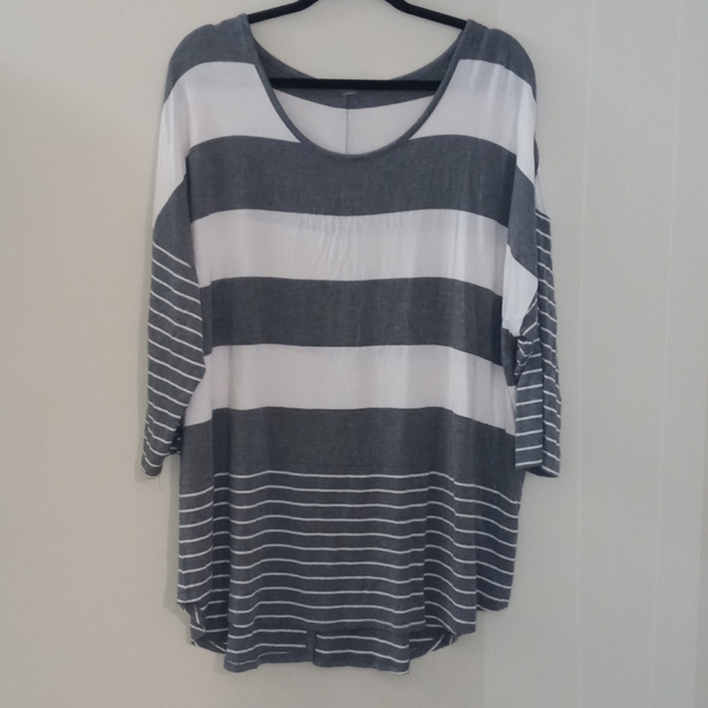 ❤ Grey Striped Tunic!